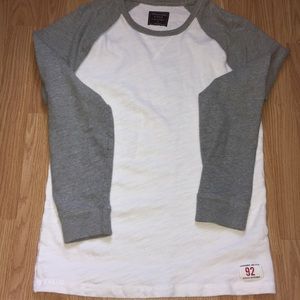 Abercrombie long sleeve T-shirt